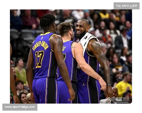 雷迪克坦言湖人阵容结构复杂，球员需找平衡争上场时间